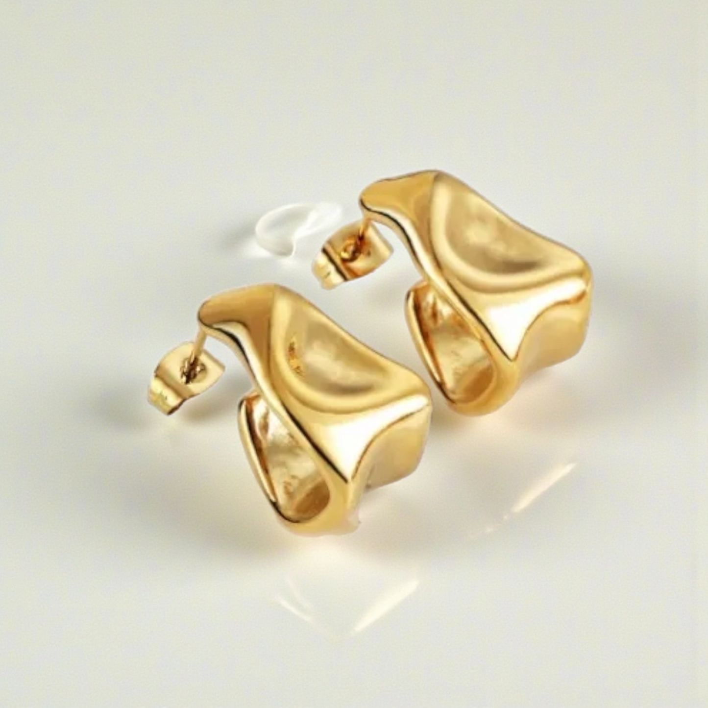 Aretes elegantes asimétricos