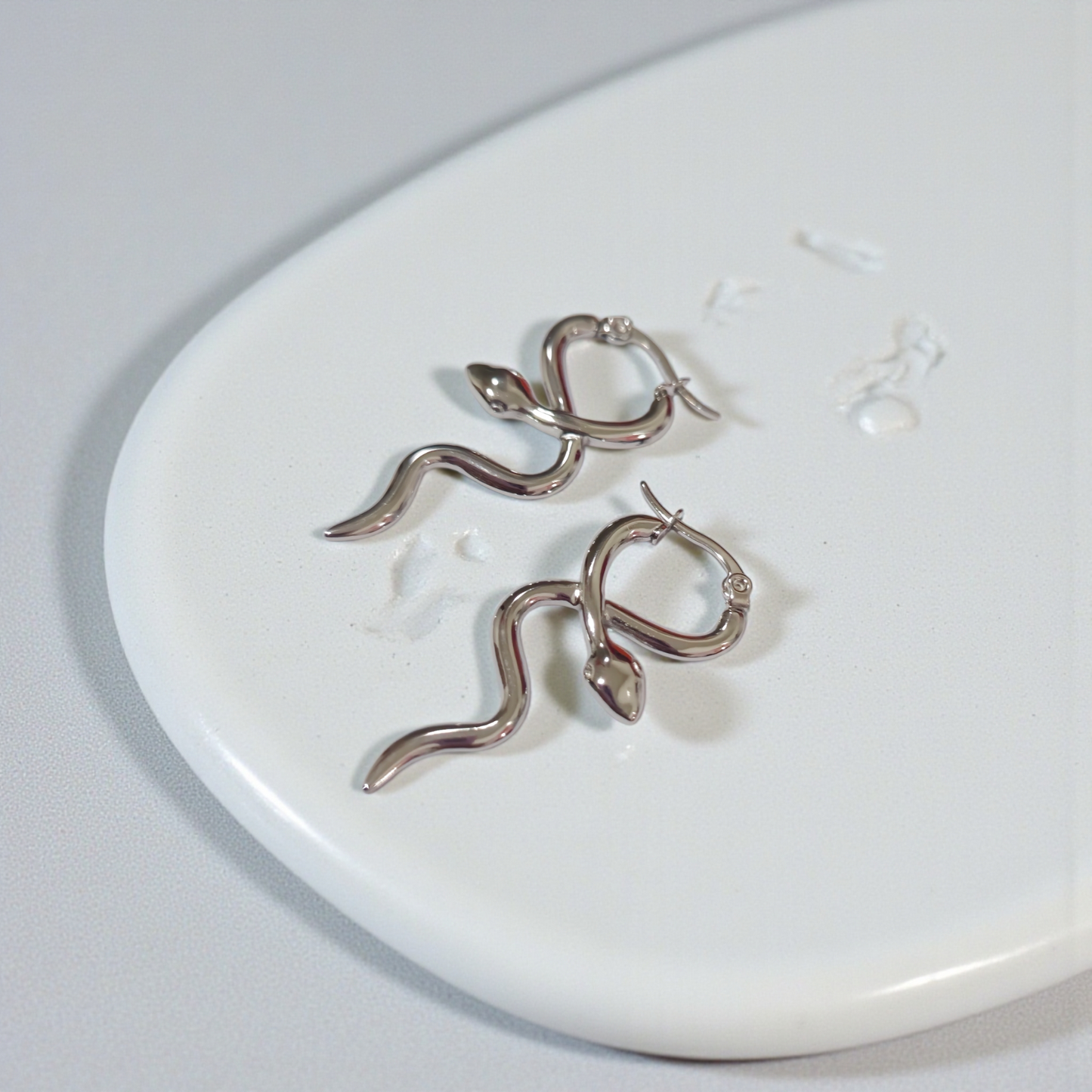 Aretes serpiente