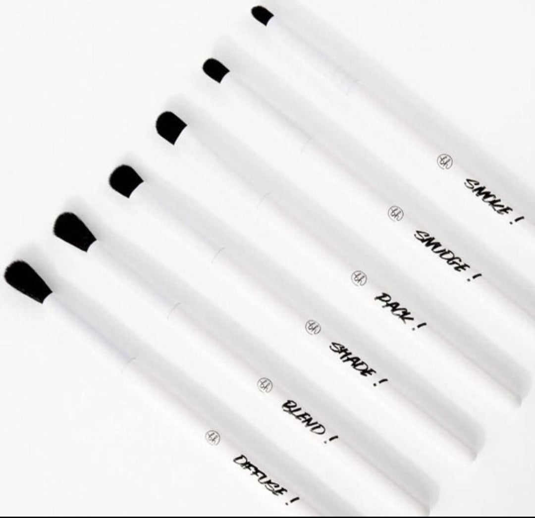 Set de Brochas para ojos + Cosmetiquera BH COSMETICS