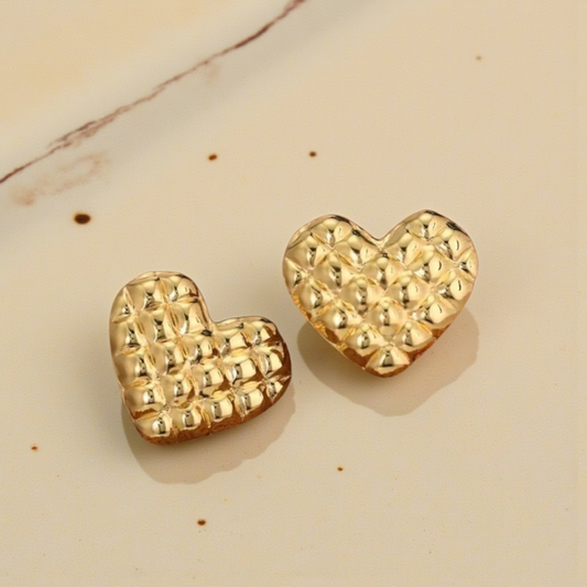 Aretes en forma de corazón