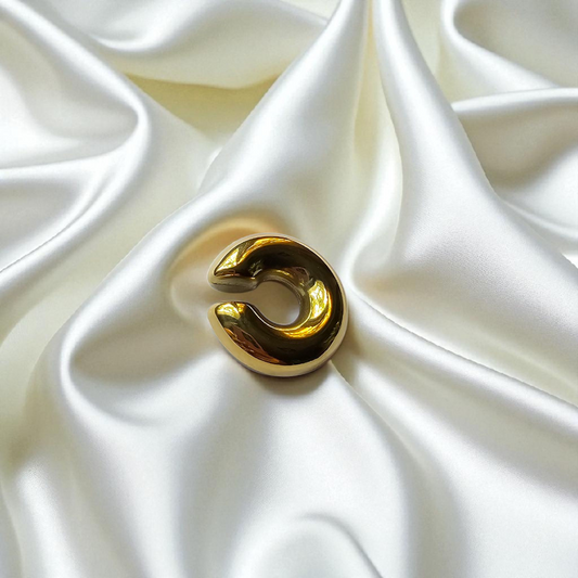 Arete chunky tono dorado