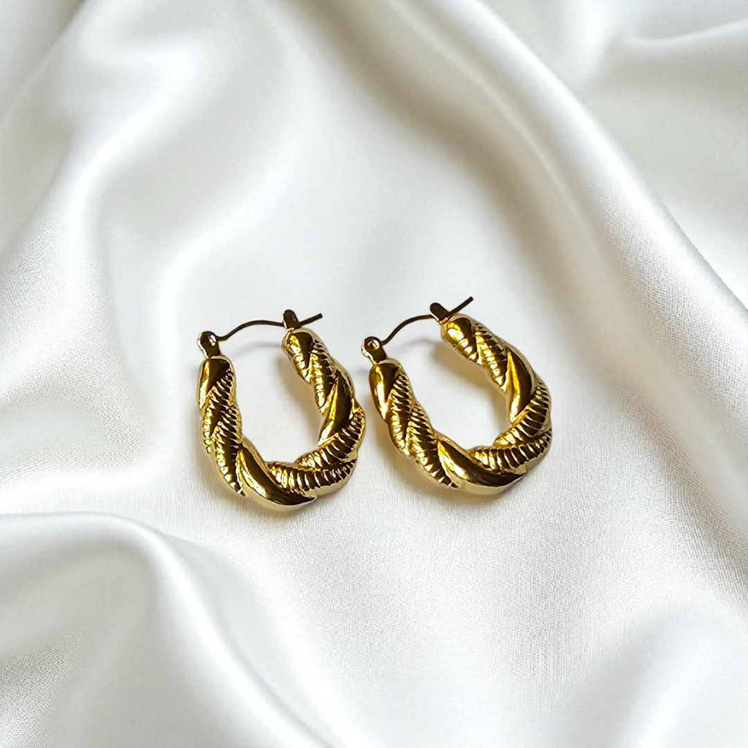 Aretes Dorados estilo clásico