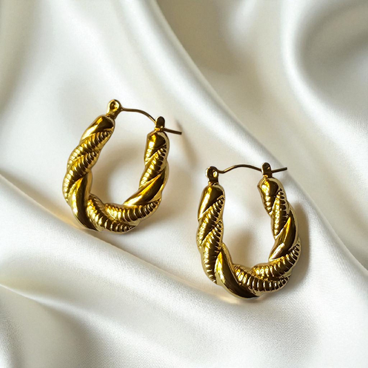 Aretes Dorados estilo clásico