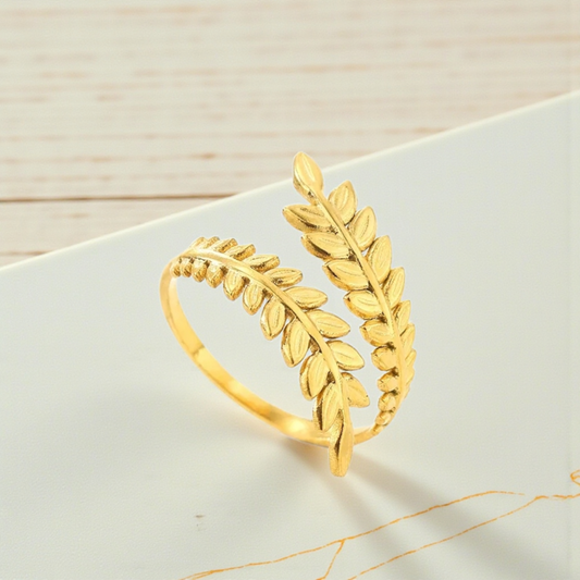 Anillo de hojitas